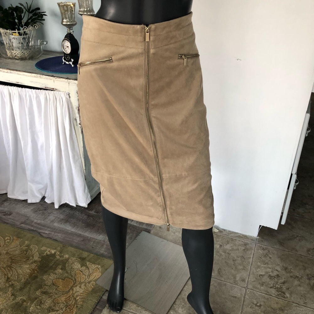 Skirt$8